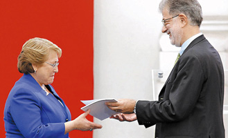 Presidenta Bachelet recibe informe de Consejo Anticorrupción