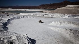 El día en que el Estado le entregó el control del Salar de Atacama a Ponce Lerou