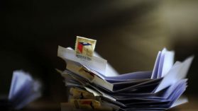 Servel reconoce que no fiscalizará todas las platas de la elección municipal 2016